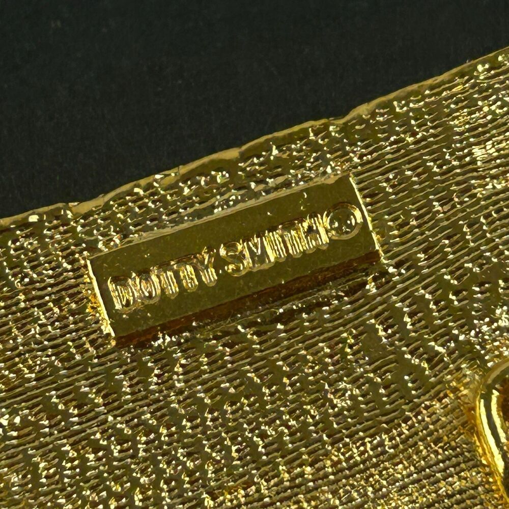 Vintage Dotty Smith Goldtone American Flag Enameled Belt Buckle 2.5" x  1.75" - Picture 8 of 13